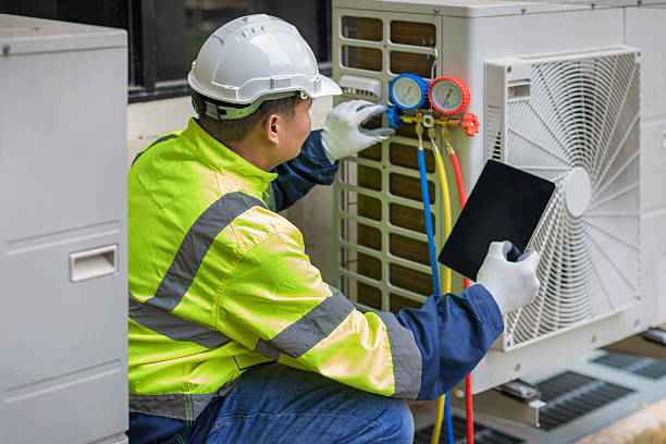 Professional Hvac technician working in Waynesville, NC